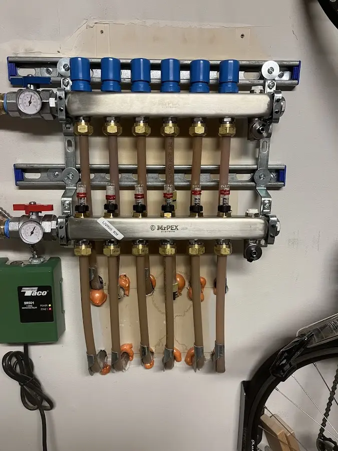 Plumber performing Gas Leak Detection at a residential property in Riverside